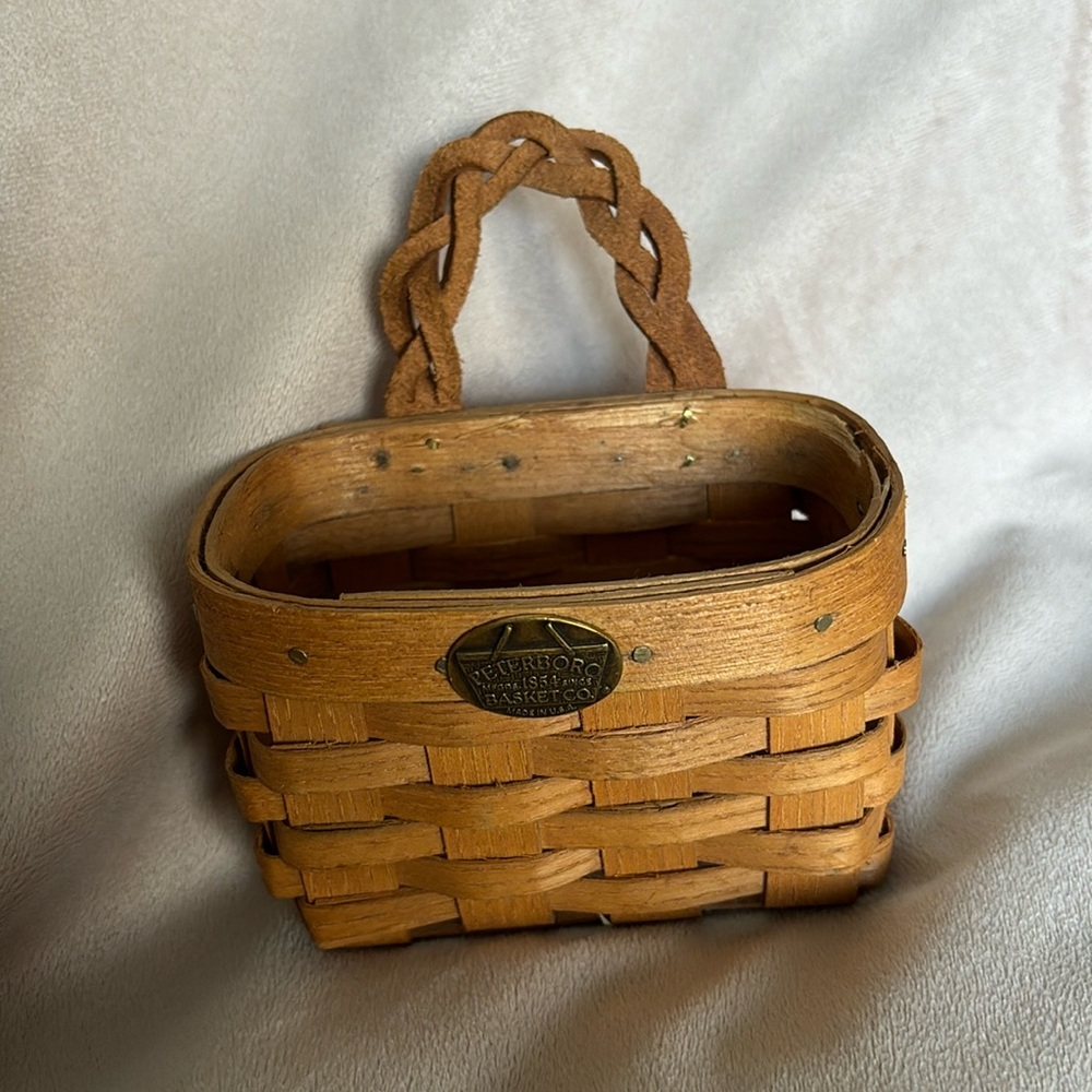Peterboro 4” Basket